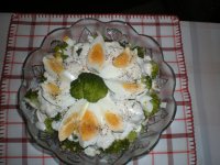 salatka_brokulowo_jajkowa_001.jpg