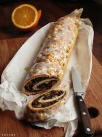 Poppyseed_strucla_1_09.jpg