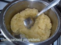 ciasto_parzone_po_pra_eniu.JPG