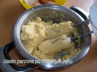 ciasto_parzone_po_czwartym_jajku.JPG