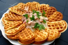 Gofry_z_rogutem_szczypiorkowo_szynkowym.JPG Gofry_z_rogutem_szczypiorkowo_szynkowym.JPG