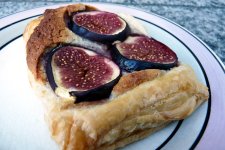 Tarta_z_figami.JPG Tarta_z_figami.JPG