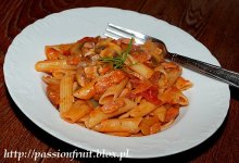 penne_z_pieczarkami_i_boczkiem.JPG penne_z_pieczarkami_i_boczkiem.JPG