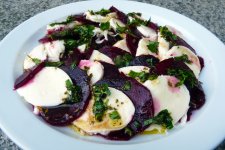 Buraczki_z_mozzarella.JPG Buraczki_z_mozzarella.JPG