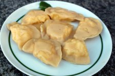 Pierogi_z_bia_ym_serem_cin.jpg Pierogi_z_bia_ym_serem_cin.jpg