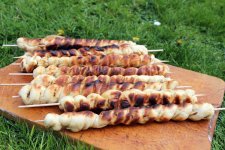 Stockbrot_cin.jpg Stockbrot_cin.jpg