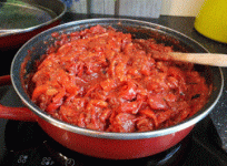 Sma_ona_papryka_z_pomidorami.GIF